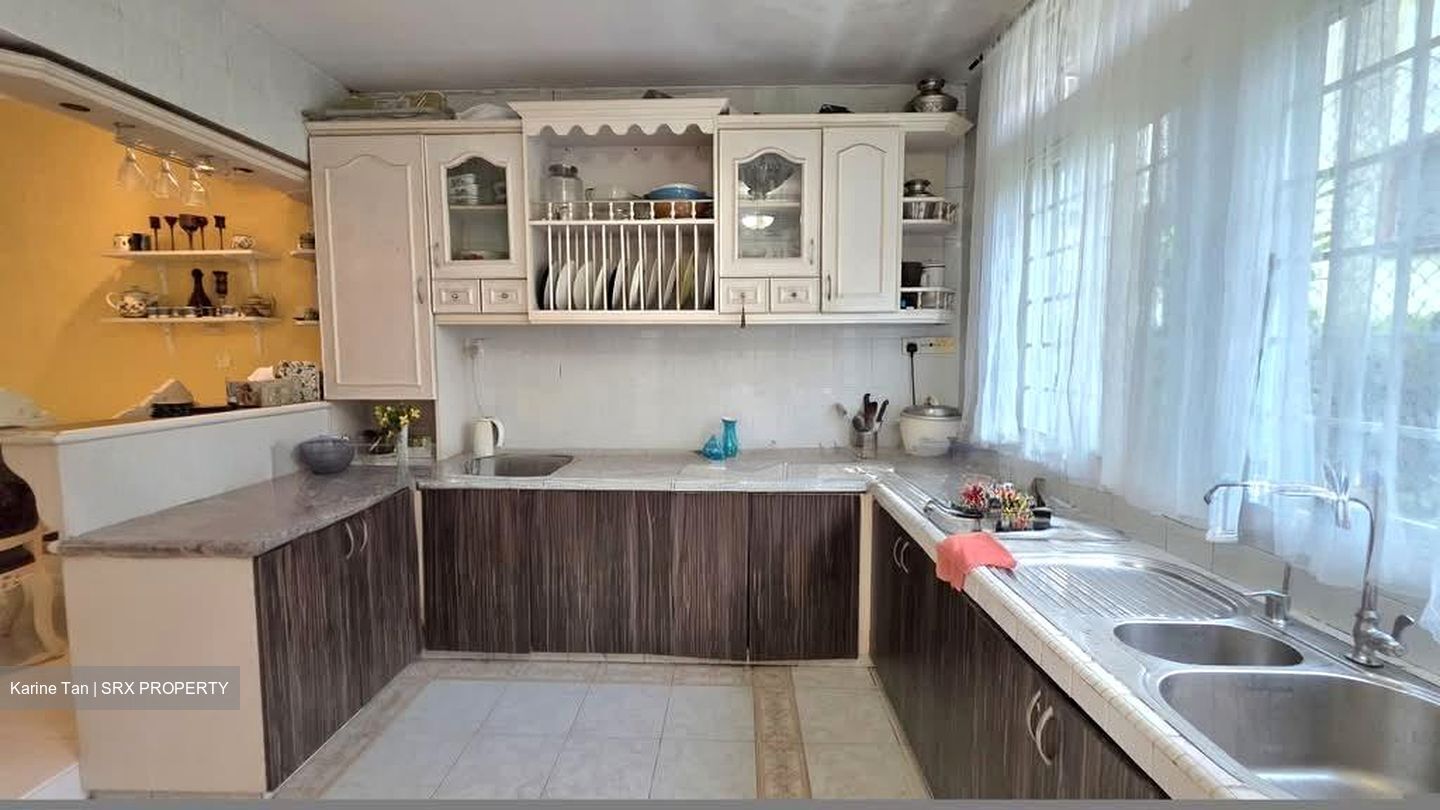 Thomson Garden Estate (D20), Terrace #573548521